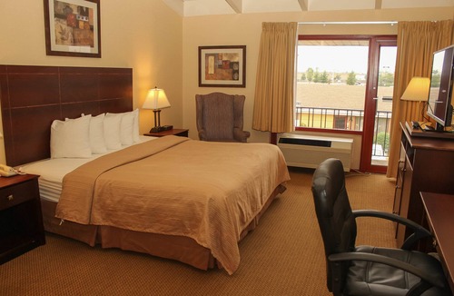 Cheektowaga Hotel | Quality Inn Buffalo Airport
