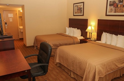 Cheektowaga Hotel | Quality Inn Buffalo Airport