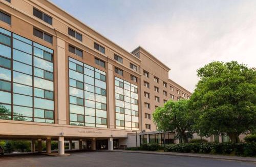 Liverpool Hotel | Randolph Hotel Liverpool Syracuse Airport West, Trademark