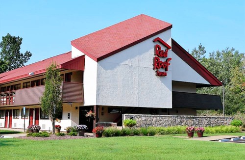 Bowmansville Hotel | Red Roof Inn Buffalo - Niagara Airport