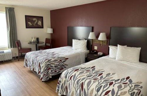Clyde Hotel | Red Roof Inn Clyde