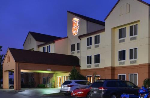 Clyde Hotel | Red Roof Inn Clyde