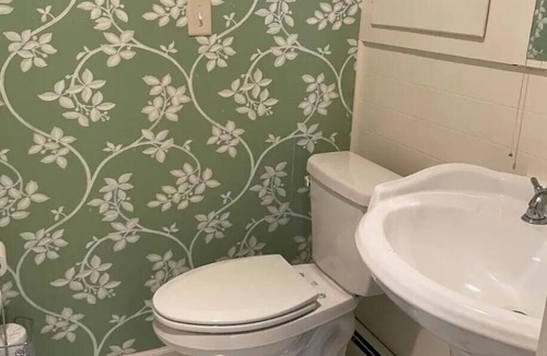 Westfield Bed & Breakfast | Relaxing One-Bedroom Retreat Close to Everything-Stay at the YWCA- Two Twin Beds
