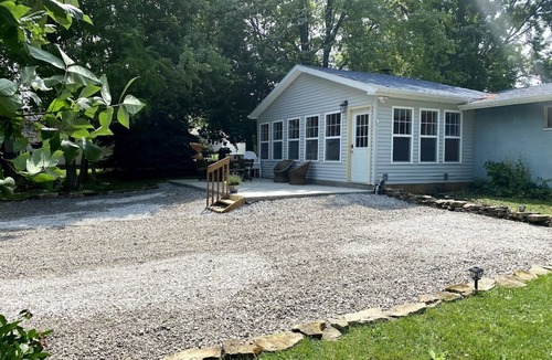 Lakeside House | Remodeled Lake Erie Cottage w/Sunroom, Patio & Open Space