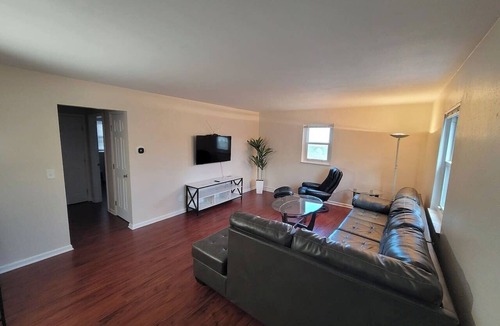 Rossford Apartment | Remodeled Rossford Lower Apartment