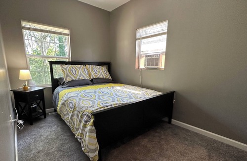 Erie House | Renovated 1922 3 bedroom 1 bathroom home on West Second