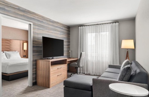Laval Hotel | Residence Inn by Marriott Laval