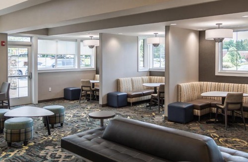 Fairlawn Hotel | Residence Inn by Marriott Akron Fairlawn