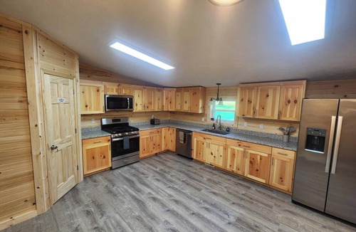Kingsville House | Retreat on Conneaut Creek, Private Movie Theater, Sleeps 8, Fire Pit