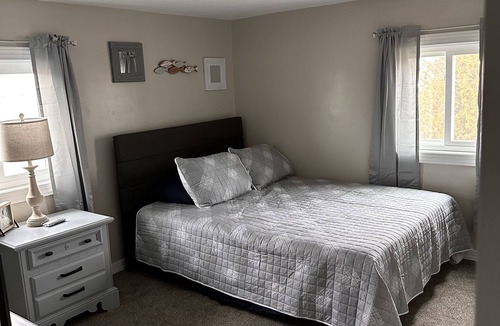 Oak Harbor House | Rich's Gone-Fish-Inn