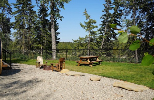 Rocky Mountain House Cabin | RIVER NORTH - Hard Top Wilderness Retreat With Sauna