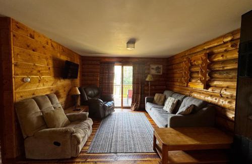 Crystal Falls House | Riverfront Cabin #1
