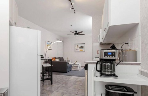 East Kootenay Apartment | Riverside Twin `B` | Cozy | Views | King Bed