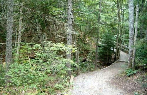 Harvey Cabin | Romantic Bed and Breakfast with a Double Whirlpool Tub in Albert County, New Brunswick
