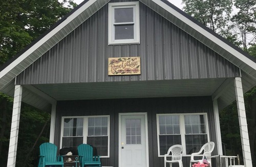 Randolph Cabin | Rose Cottage: Cabin on the Amish Trail