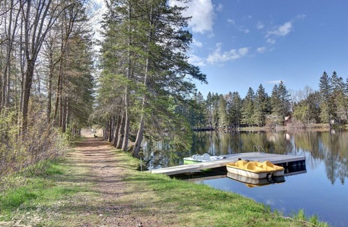 Cantley Cabin | Rustic Micro-Cabin | Private Lake | Nature | Unique