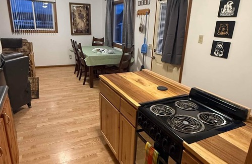Michigamme Cabin | Ruth Lake Resort Motel Suite 7