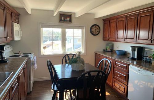 Twillingate House | Salty B'y & Nook