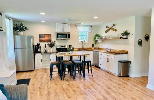 Pulaski Cottage | Sandy Pond Cozy Getaway