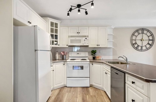 East Kootenay Apartment | Satsuma | Close to Waterpark, Hot Springs & Golf