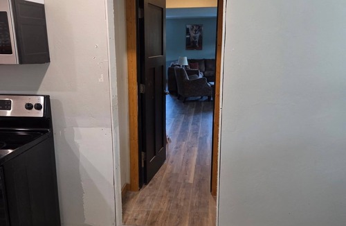 Iron Mountain House | Scenic 2BR by Pine Mountain - Ski Hill + Golf Course