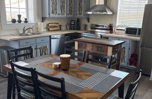 Tennycape Cottage | See the worlds highest tides and stay in this splendid 2 bedroom cottage