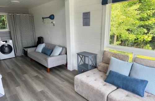 Commercial Cross House | Serene Cove Retreat Cottage- Blue