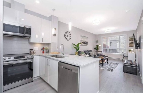 Mission Apartment | Serene Mission Suite Near Trails & Transit