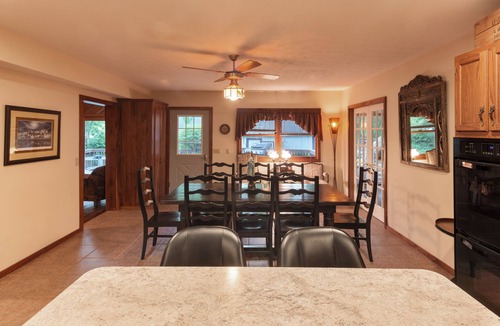 Killbuck House | Serene Retreat in SW Holmes County, OH - Nature-Lover's Paradise - Dog-Friendly!