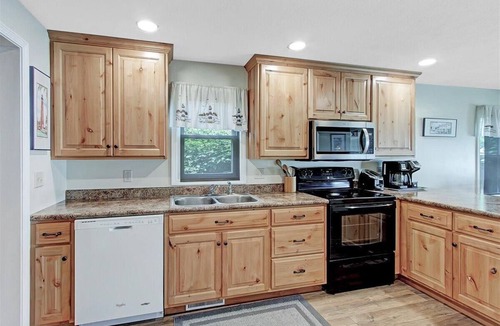Lakeview House | Serenity Lakefront Home on Techumseh Island - Sleeps 6, 2BR, 1.5Bath, Boat Dock