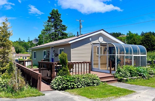 Alma House | Shore Lane Cottage - Alma
