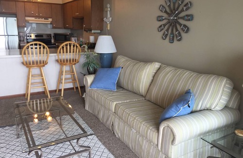 Port Clinton Condo | Shores #36: 1 BR sleeps 4
