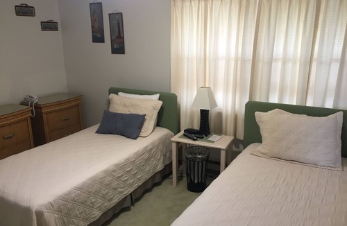 Port Clinton Condo | Shores #48: 3 BR / 2 BA Sleeps 8