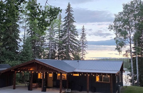 Sheridan Lake Cottage | Silver Fox Lakehouse | Lakefront, Hot Tub, Fire Pit & Pet Friendly
