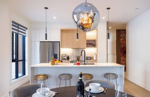 Versant Soleil Apartment | SKåL | Alpine View Near Casino, Village Shuttle, Golf & More