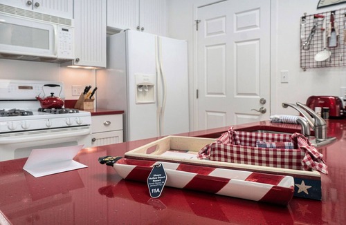 South Haven Cottage | SLEEPY HOLLOW BEACH RESORT INTRODUCES COTTAGE 11A