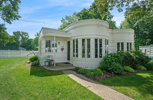 South Haven Cottage | SLEEPY HOLLOW BEACH RESORT INTRODUCES COTTAGE 11A