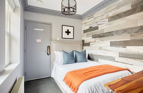 Church and Wellesley Apartment | Sonder The Wellesley | Full Room