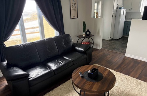 Channel-Port aux Basques House | Soul Tides A cozy, ocean view home! Close to amenities. 8 minutes from ferry.