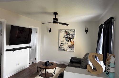 Channel-Port aux Basques House | Soul Tides A cozy, ocean view home! Close to amenities. 8 minutes from ferry.