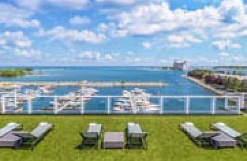 Collingwood Apartment | Spacious 1 BR | Living Water Resort and Spa