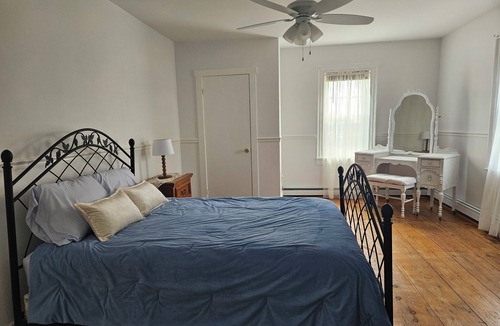 Mifflinburg House | Spacious 4-bedroom Farmhouse with inground pool in Mifflinburg, Pennsylvania