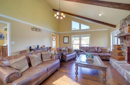 Fort Smith House | Spacious Arkansas Abode w/Balcony & Fire Pit!