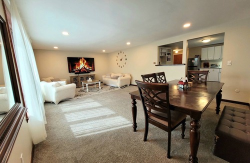 Cheektowaga House | Spacious Buffalo Home Near Niagara Falls/Bills Stadium/Buffalo Airport