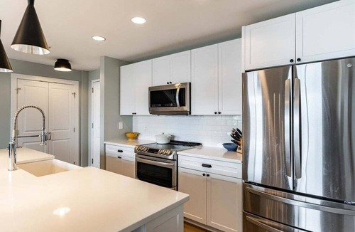 Grand Haven Condo | Spacious Condo Perfect for Fun Family Getaways
