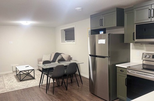 Regina House | Spacious Family‑Friendly 2‑Bedroom Basement Suite | Cozy Regina Stay