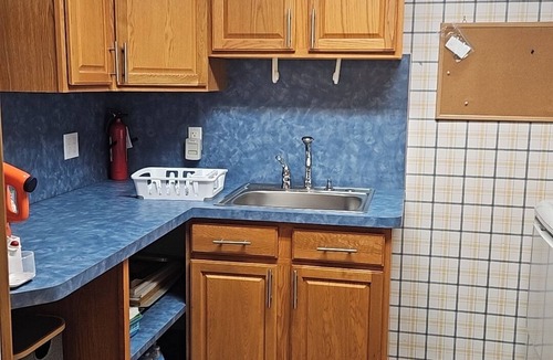 Maumee House | Spacious Family Retreat w/ADA Ramp & ADA bathroom