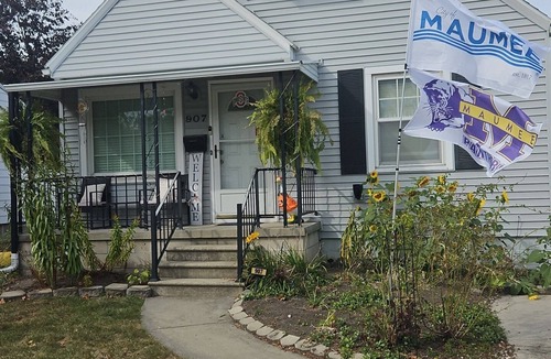 Maumee House | Spacious Family Retreat w/ADA Ramp & ADA bathroom