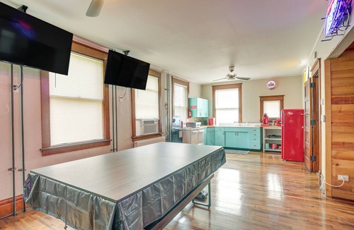 Bessemer House | Spacious Home in Ramsay: 9 Smart TVs + Pool Table!