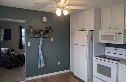 Bay View House | Spacious home with handicap ramp, boat parking, a golf cart is also available
